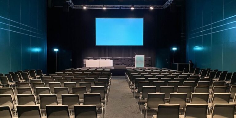 A3 – Upp till 240 personer