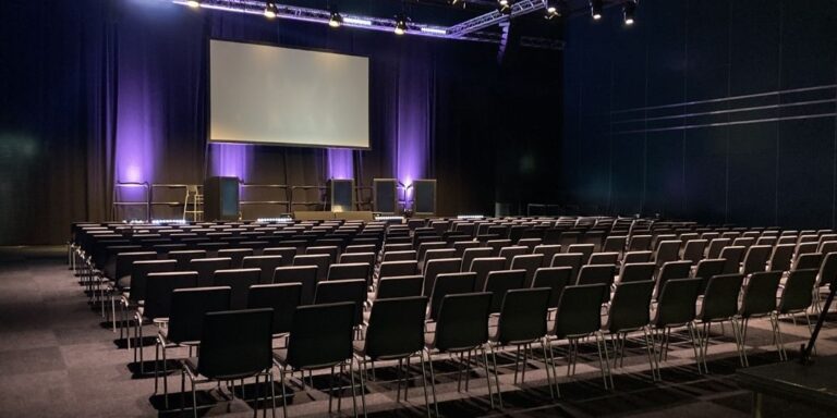 A2 – Upp till 430 personer