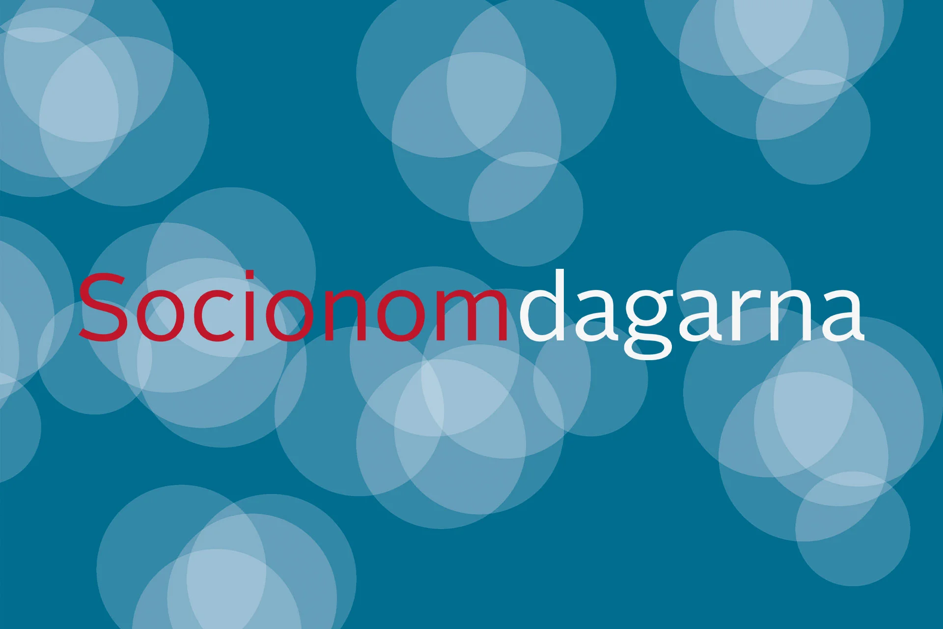 En grafisk bild med blå bakgrund och ljusa, överlappande cirklar, med texten ”Socionomdagarna” i rött och vitt i mitten.