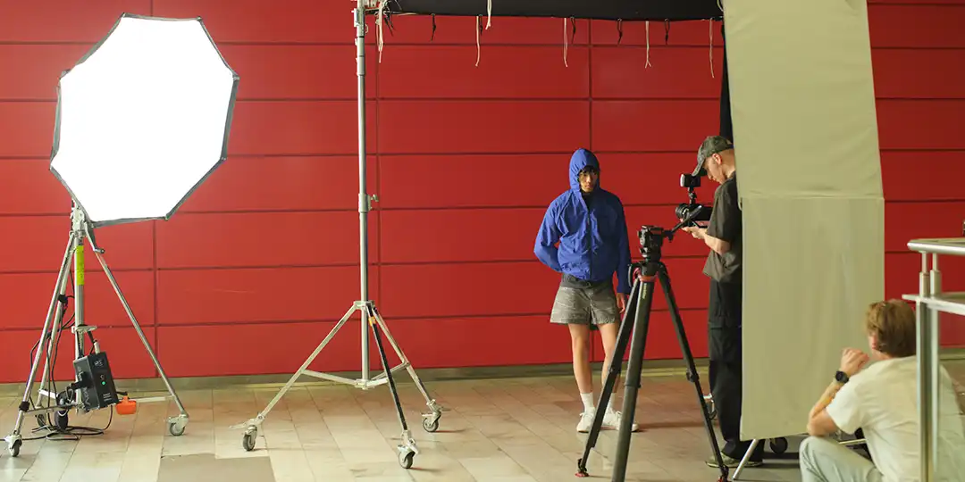 ostkust-customs-photography-stockholm-mass-photography-1080x540px Audience attending a health-focused keynote during Folktandvården’s kick-off on the main stage in Victoria Hall at Stockholmsmässan